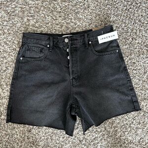 Pacsun high rise relaxed shorts black. Size 29. NWT